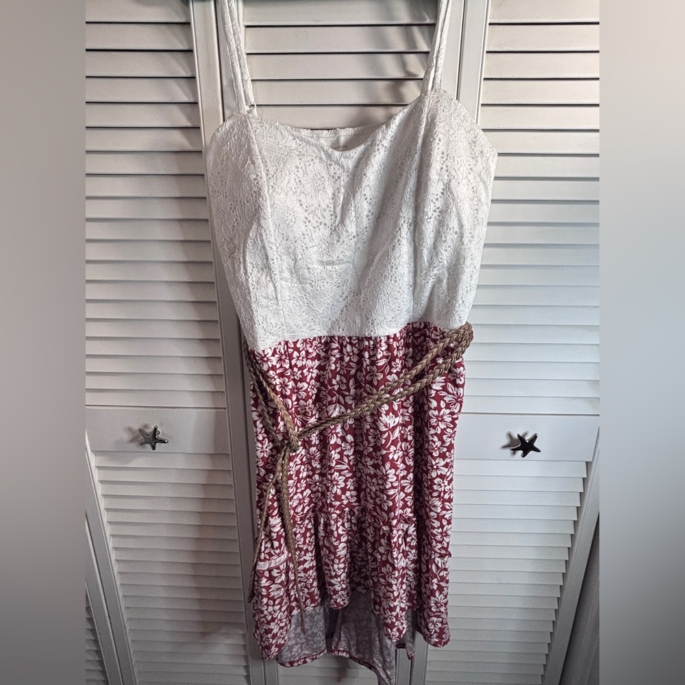 No Boundaries White Lace and Maroon Floral Midi Dress XXL brown  belt high/low